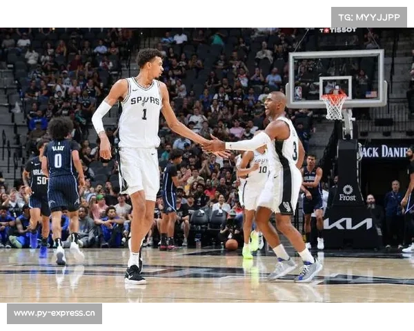 09:30赛事直播NBA常规赛-圣安东尼奥马刺VS奥兰多魔术 09:30赛事直播NBA常规赛-圣安东尼奥马刺VS奥兰多魔术